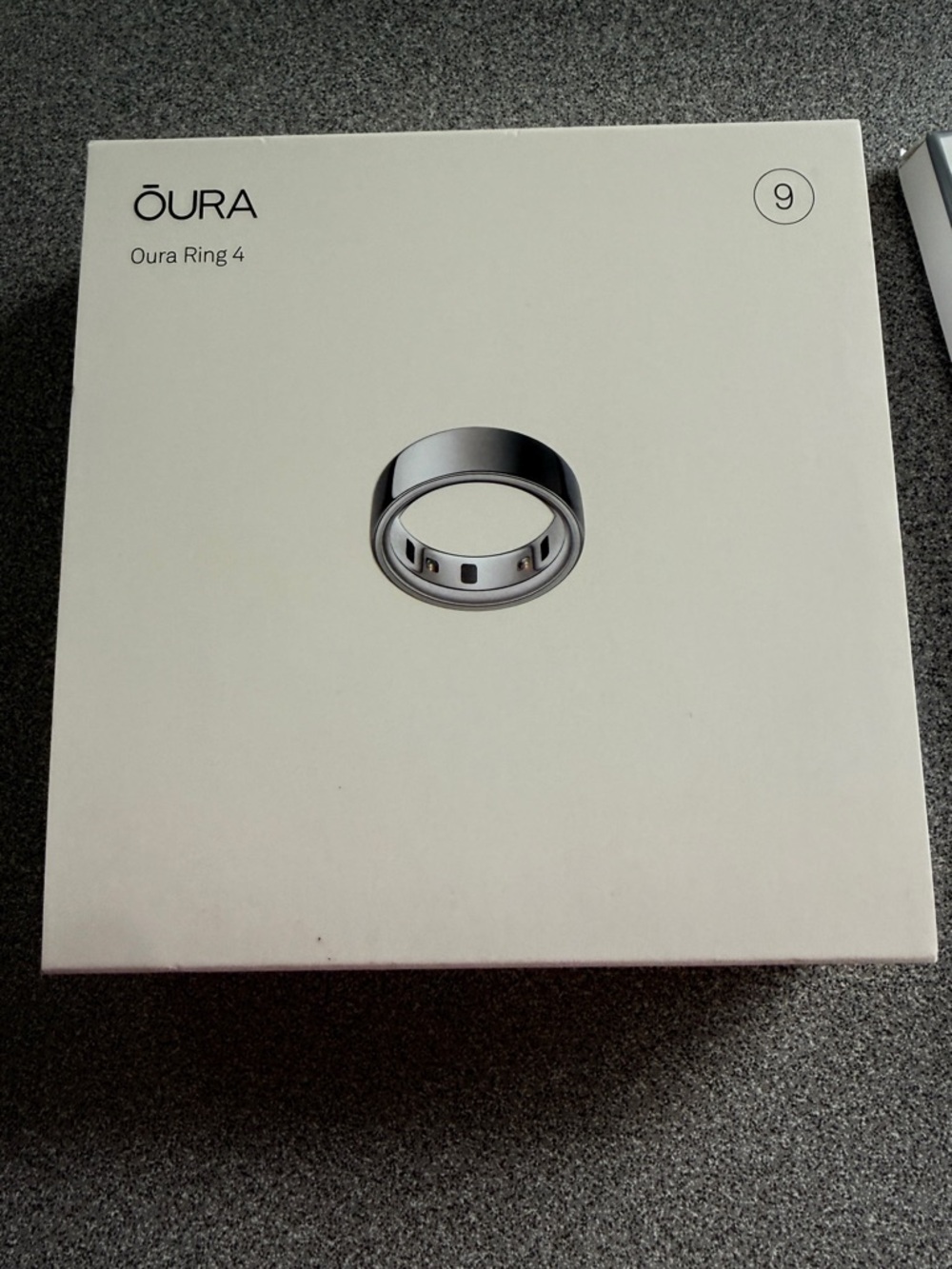 Oura Ring 4 - Silver Finish